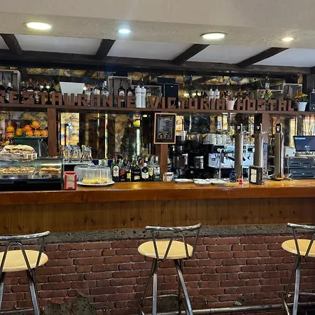 Hostal Mia מלון מדריגל דה לה וורה